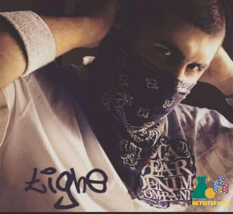 آدرس اینستاگرام بابک تیغه چیست؟